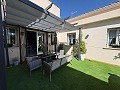 Moderne autarke Villa mit Pool in Biar in Spanish Fincas