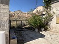Wunderschönes Höhlenhaus mit möglicherweise 4 Schlafzimmern, Garage und Garten in Spanish Fincas