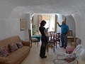 Wunderschönes Höhlenhaus mit möglicherweise 4 Schlafzimmern, Garage und Garten in Spanish Fincas