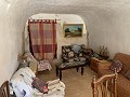 Wunderschönes Höhlenhaus mit möglicherweise 4 Schlafzimmern, Garage und Garten in Spanish Fincas