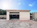 Luxusvilla mit Sommerküche 15 Minuten von Elche entfernt in Spanish Fincas