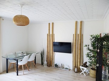 Volledig gerenoveerd appartement, klaar om in te trekken in de stad Alicante