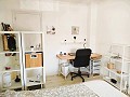 Volledig gerenoveerd appartement, klaar om in te trekken in de stad Alicante in Spanish Fincas