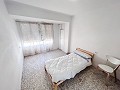 Volledig gerenoveerd appartement, klaar om in te trekken, in Monovar in Spanish Fincas