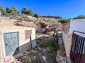 Country house, half cave + garage in Crevillente in Spanish Fincas