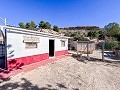 Country house, half cave + garage in Crevillente in Spanish Fincas