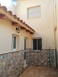Stadthaus mit 3 Schlafzimmern und 2 Bädern in entspannter Lage in Spanish Fincas