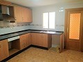 Stadthaus mit 3 Schlafzimmern und 2 Bädern in entspannter Lage in Spanish Fincas