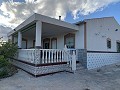 Villa Walk to Town con 3 dormitorios y espacio para piscina in Spanish Fincas