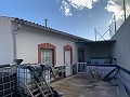 Villa Walk to Town con 3 dormitorios y espacio para piscina in Spanish Fincas