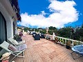 Villa with stunning views and pool in Spanish Fincas