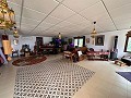 Spirituele retraite in Sax met eindeloze mogelijkheden in Spanish Fincas