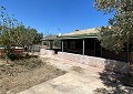 Finca met 3 slaapkamers en 2 badkamers in Sax met meer dan 16.000 m2 grond in Spanish Fincas