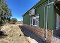 Finca met 3 slaapkamers en 2 badkamers in Sax met meer dan 16.000 m2 grond in Spanish Fincas