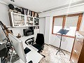 Beautiful apartment with terrace in Monóvar in Spanish Fincas