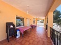 Ongelooflijke villa met zwembad, bijgebouw en meer in Tibi in Spanish Fincas