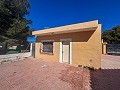 Ongelooflijke villa met zwembad, bijgebouw en meer in Tibi in Spanish Fincas