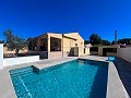 Ongelooflijke villa met zwembad, bijgebouw en meer in Tibi in Spanish Fincas