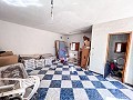 Ongelooflijke villa met zwembad, bijgebouw en meer in Tibi in Spanish Fincas