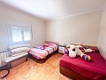 Ongelooflijke villa met zwembad, bijgebouw en meer in Tibi in Spanish Fincas