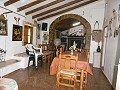 4-Schlafzimmer-Villa mit Pool in einer natürlichen Umgebung. in Spanish Fincas